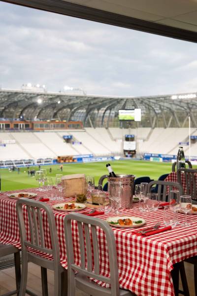 Le XV, à l'ambiance chaleureuse d'un bouillon ©Justine Nerini